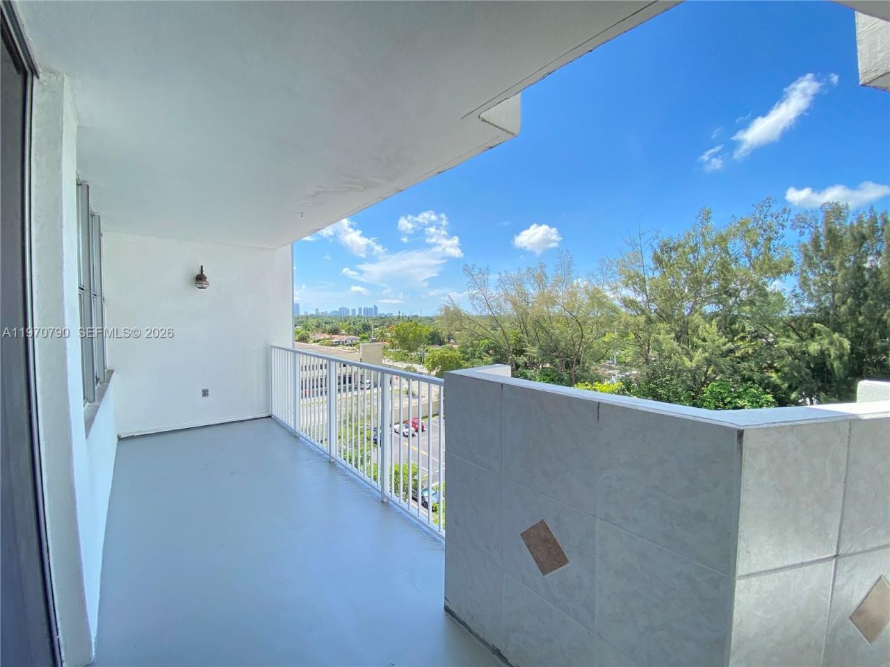 1300 NE Miami Gardens Dr , Unit 701E, Miami, FL 33179 Photo