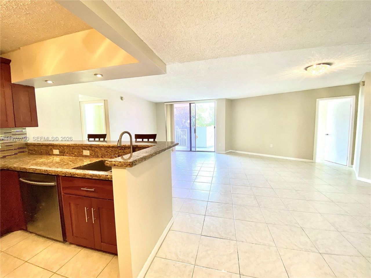 1300 NE Miami Gardens Dr , Unit 701E, Miami, FL 33179 Photo