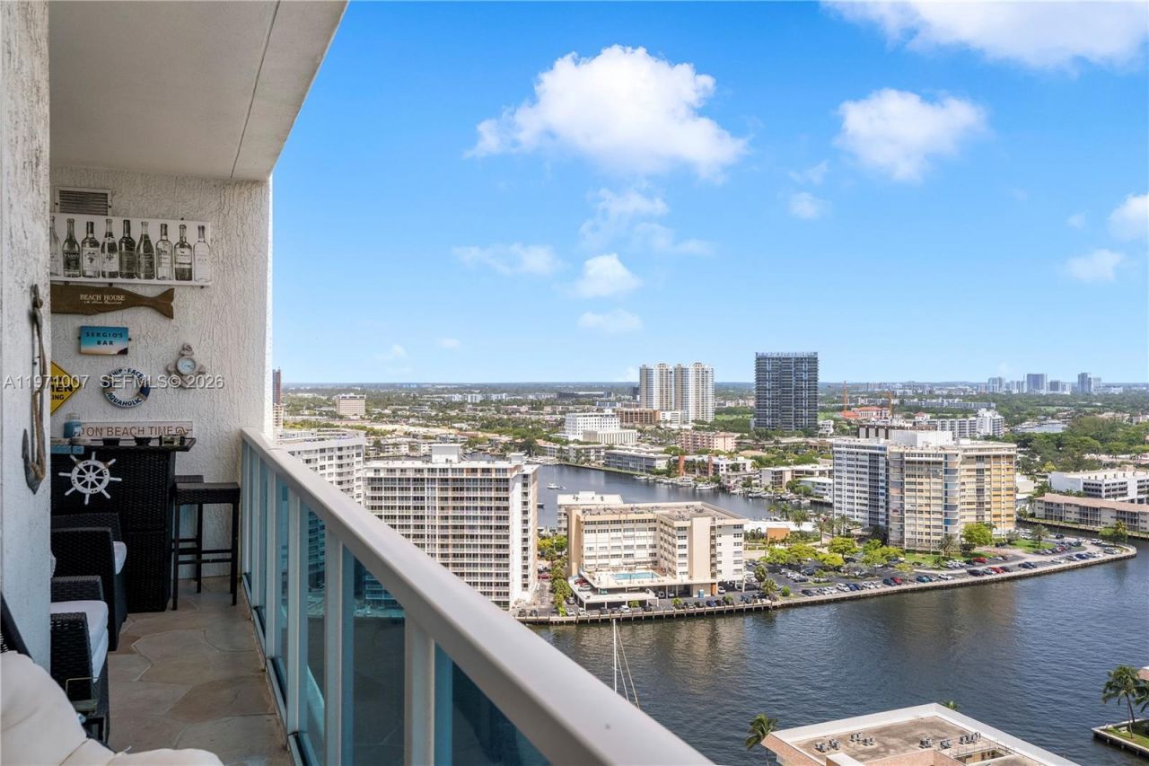 1945 S Ocean Dr, Unit 2209, Hallandale Beach, FL 33009 Photo