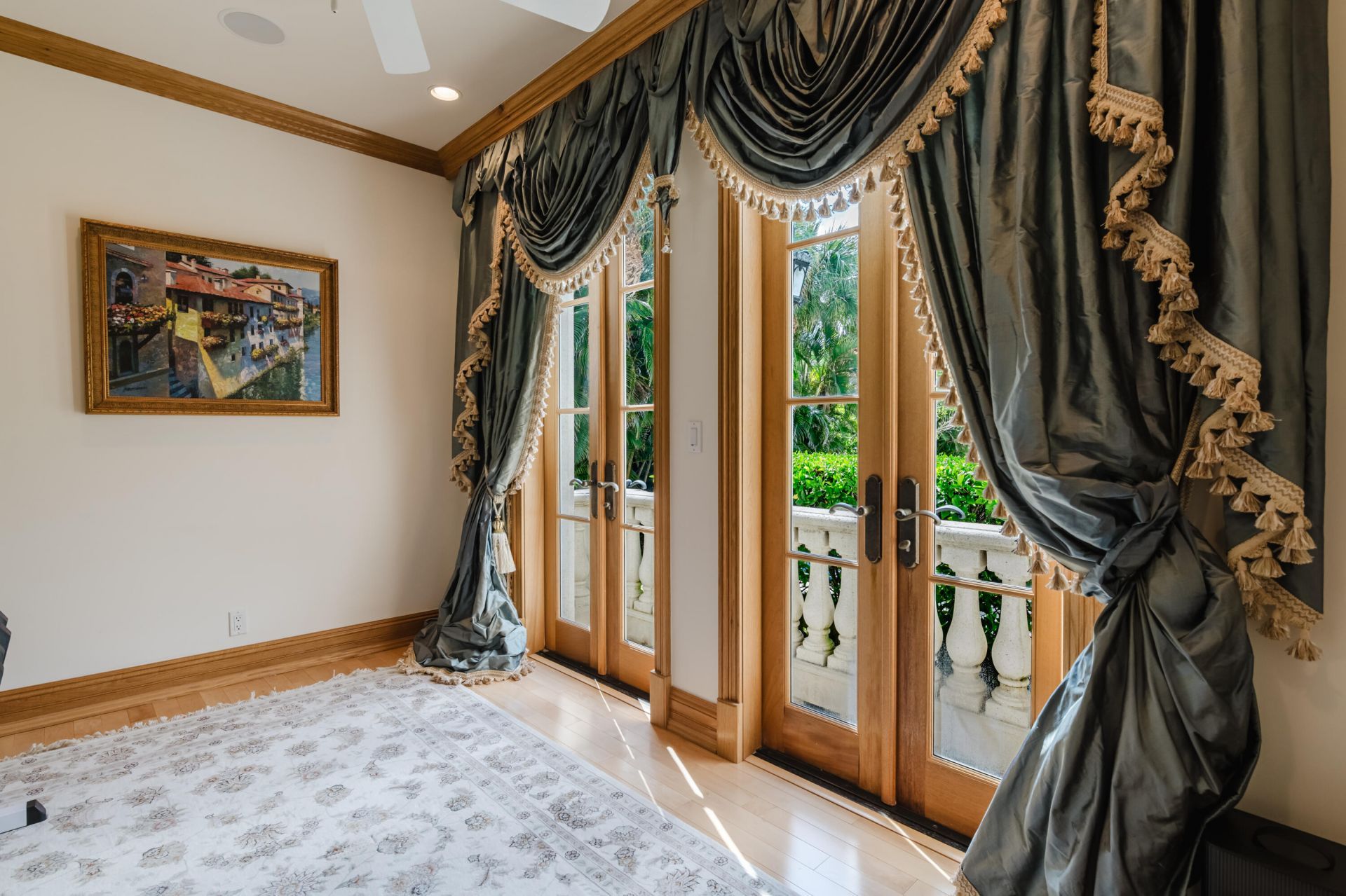 19 N Beach Road, Jupiter Island, FL 33455 Photo