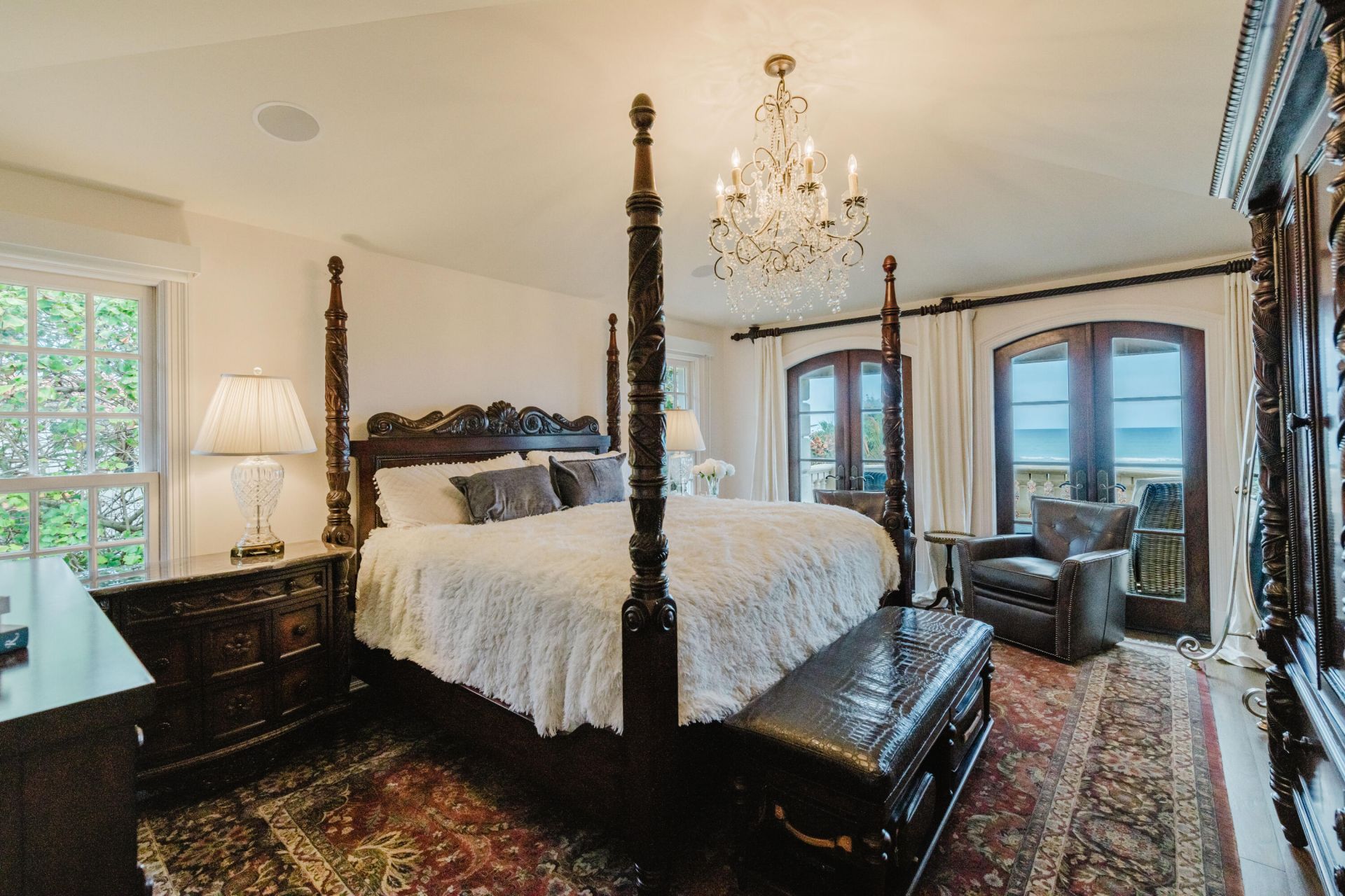 19 N Beach Road, Jupiter Island, FL 33455 Photo