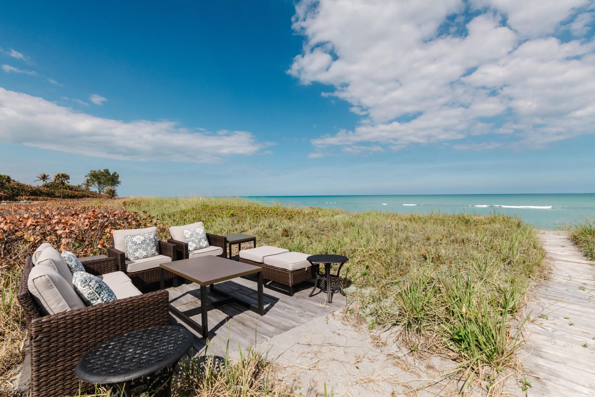 19 N Beach Road, Jupiter Island, FL 33455 Photo