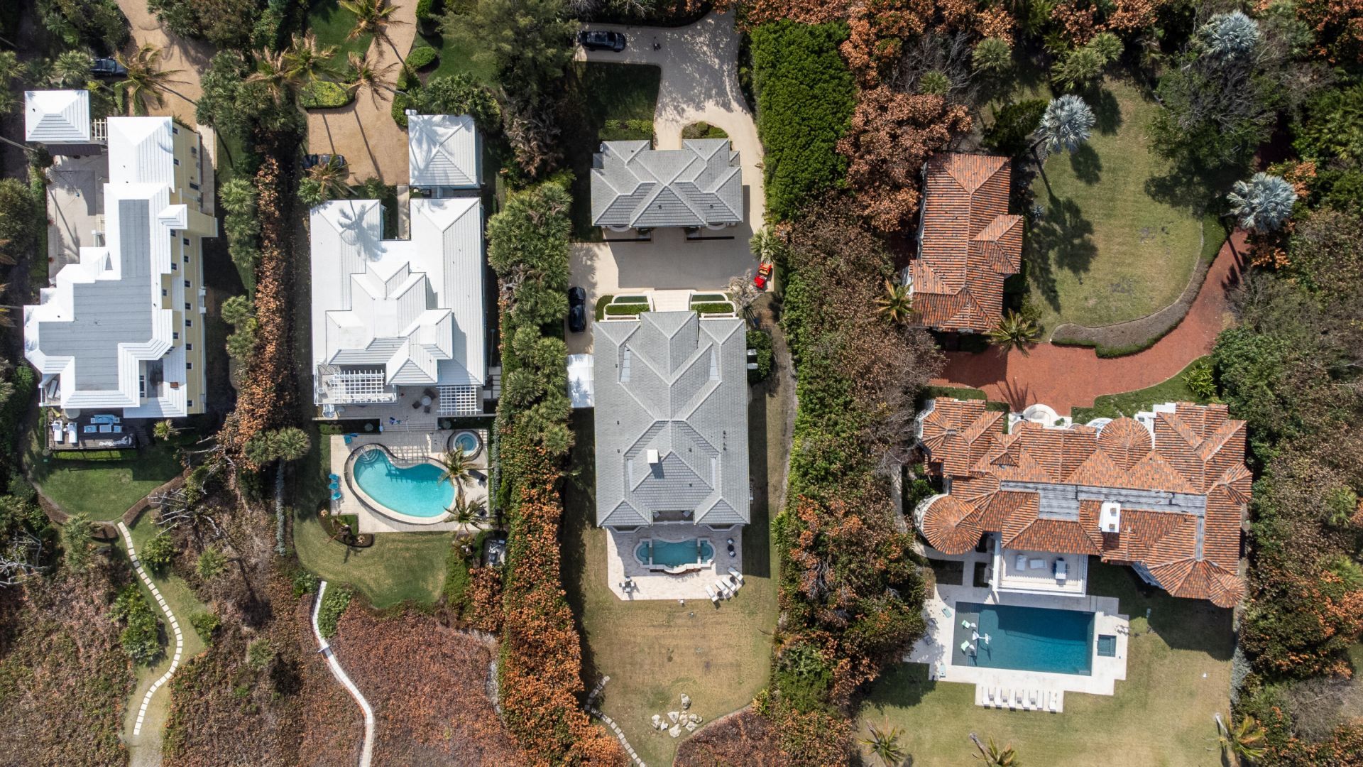 19 N Beach Road, Jupiter Island, FL 33455 Photo