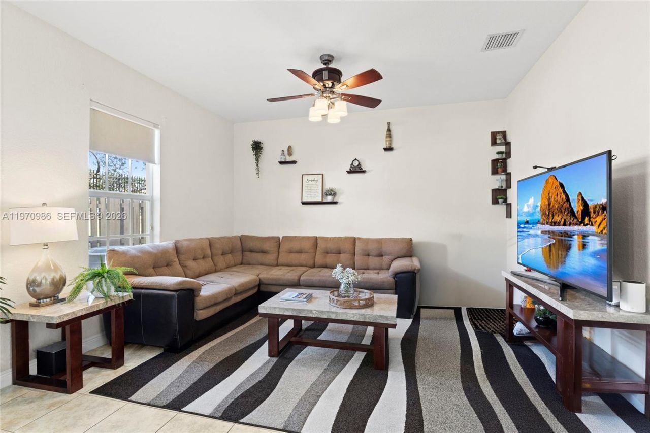 6959 Julia Gardens Dr, Coconut Creek, FL 33073 Photo