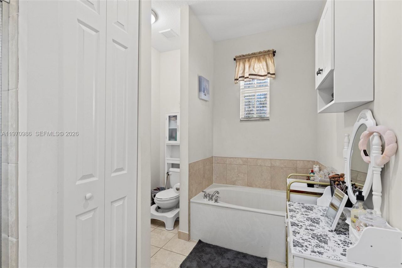 6959 Julia Gardens Dr, Coconut Creek, FL 33073 Photo