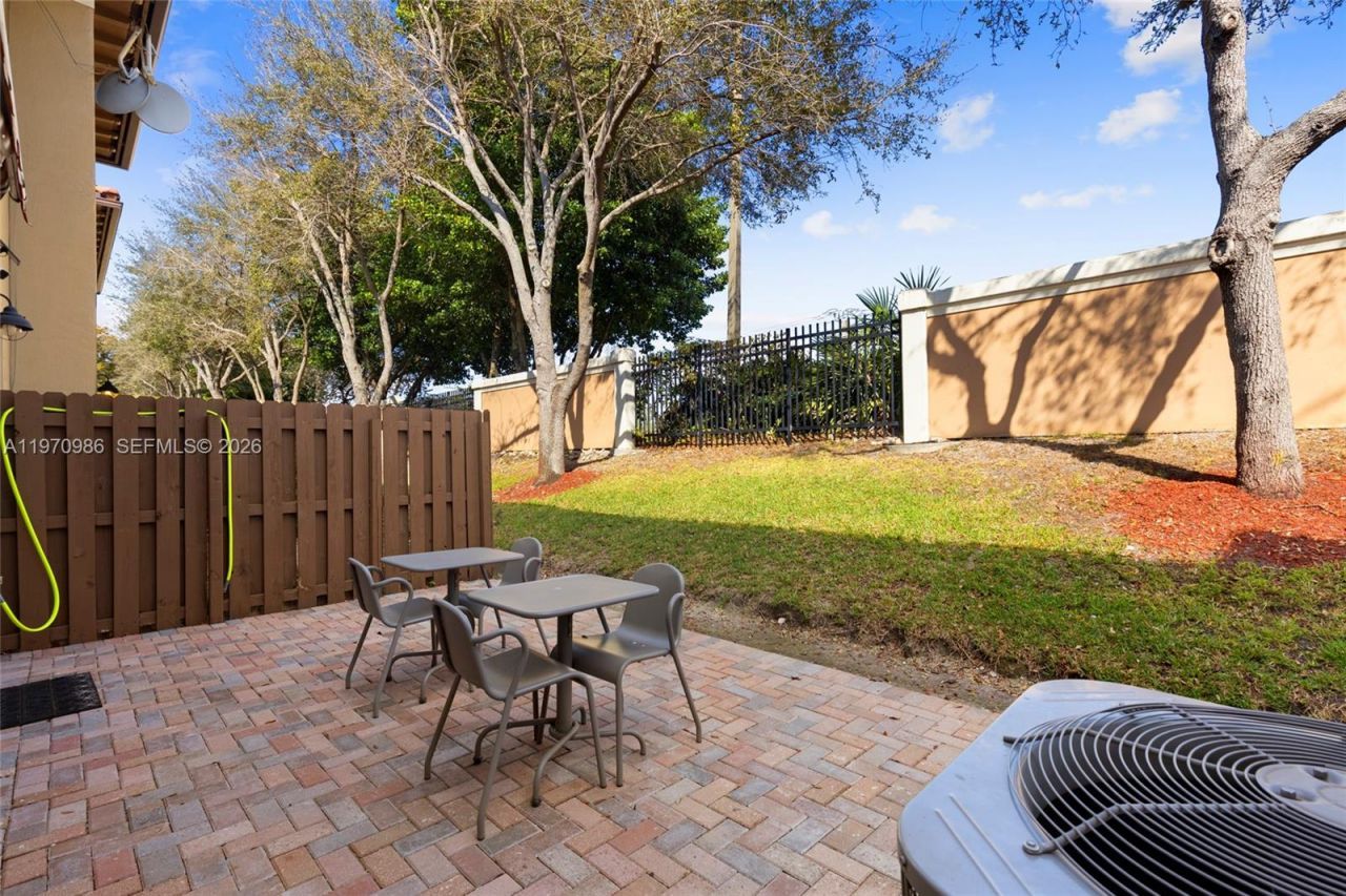 6959 Julia Gardens Dr, Coconut Creek, FL 33073 Photo