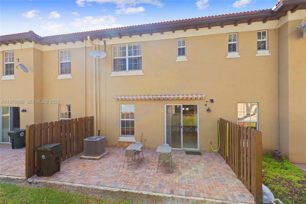 6959 Julia Gardens Dr, Coconut Creek, FL 33073 Photo