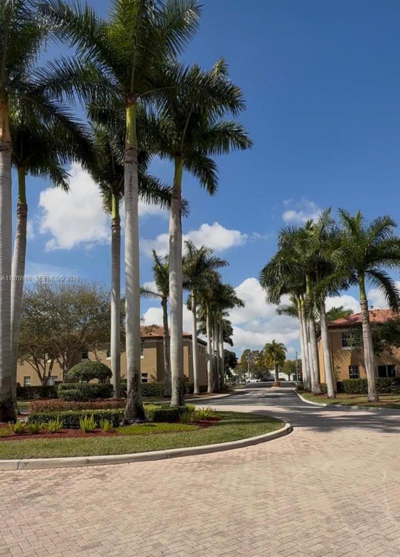 6959 Julia Gardens Dr, Coconut Creek, FL 33073 Photo