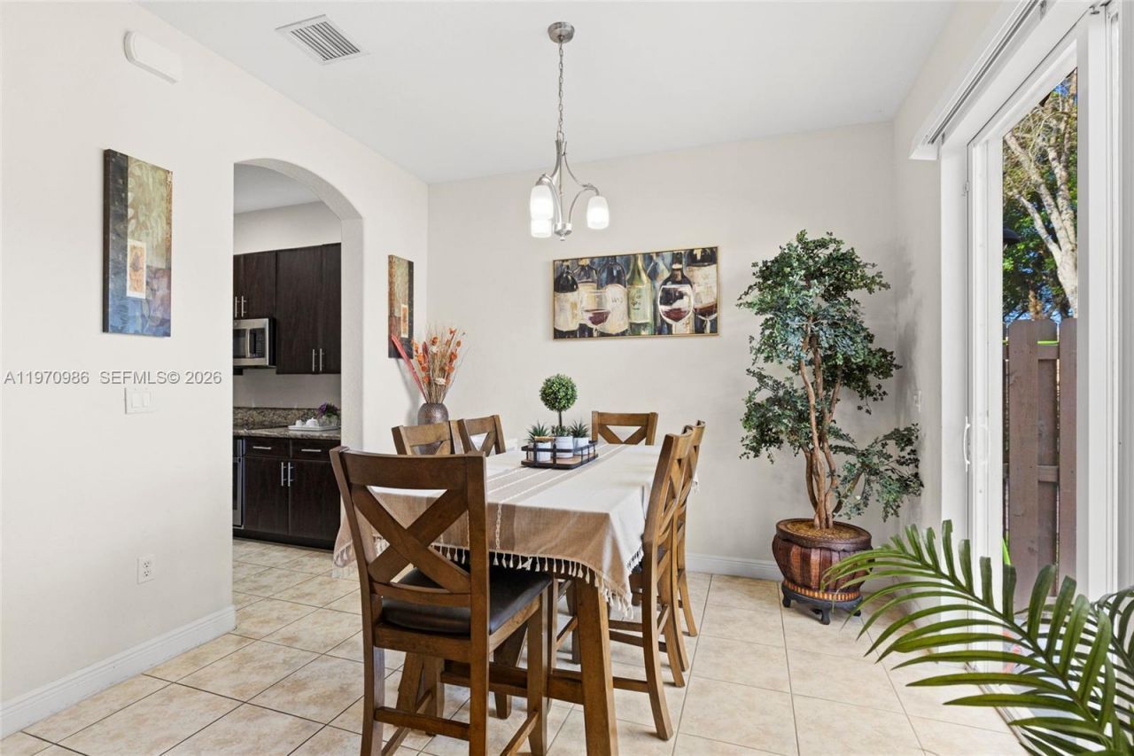 6959 Julia Gardens Dr, Coconut Creek, FL 33073 Photo