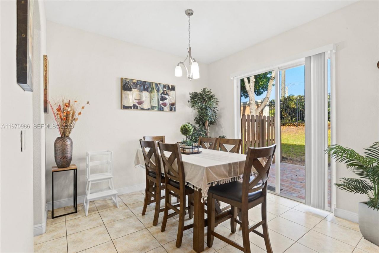 6959 Julia Gardens Dr, Coconut Creek, FL 33073 Photo