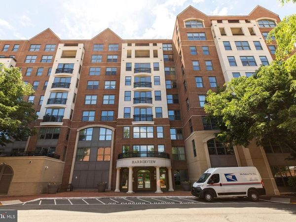 485 HARBOR SIDE STREET, Unit 100, WOODBRIDGE, VA 22191