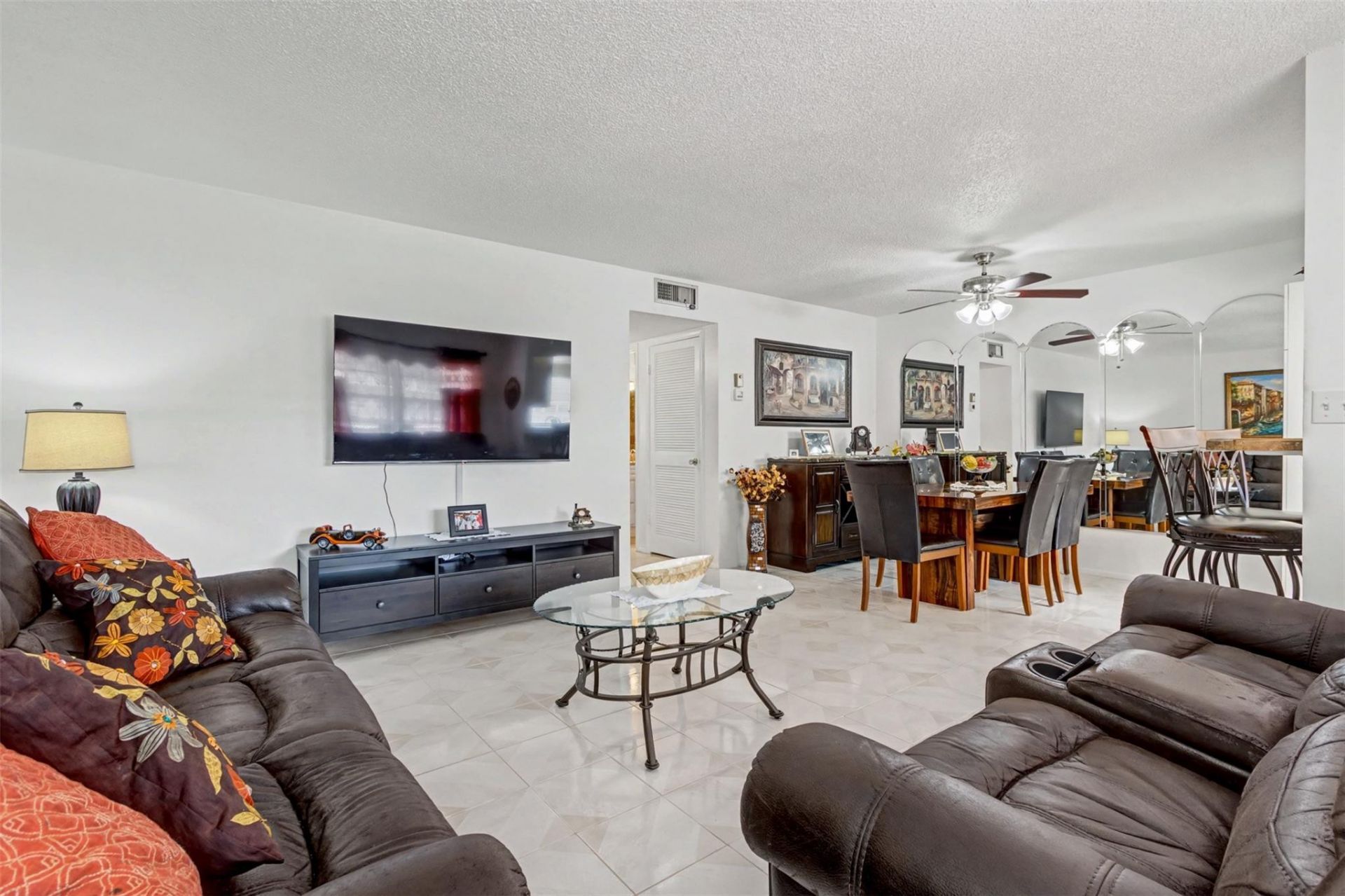 5300 Washington Street, Unit W414, Hollywood, FL 33021 Photo