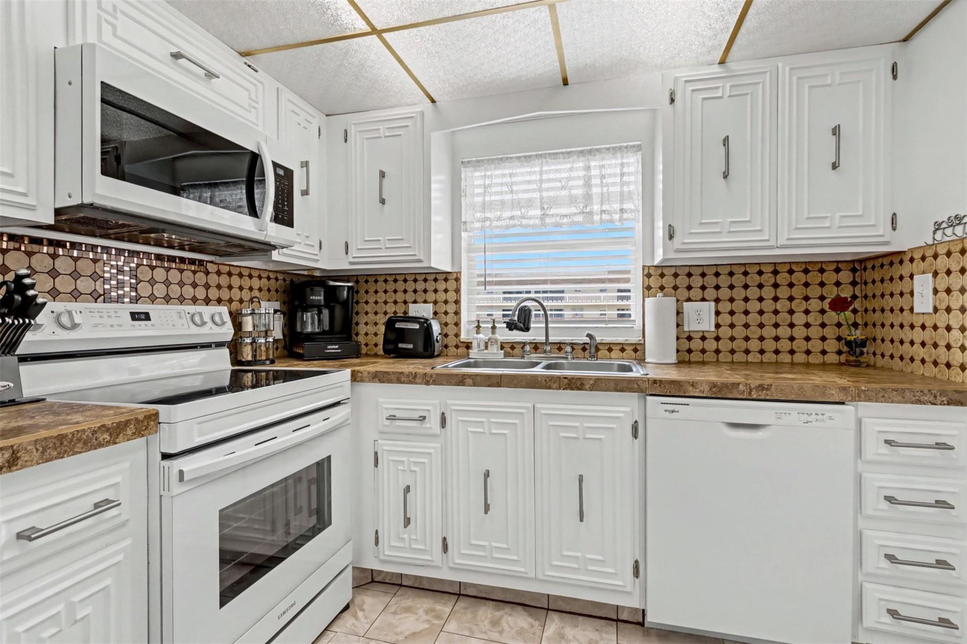 5300 Washington Street, Unit W414, Hollywood, FL 33021 Photo