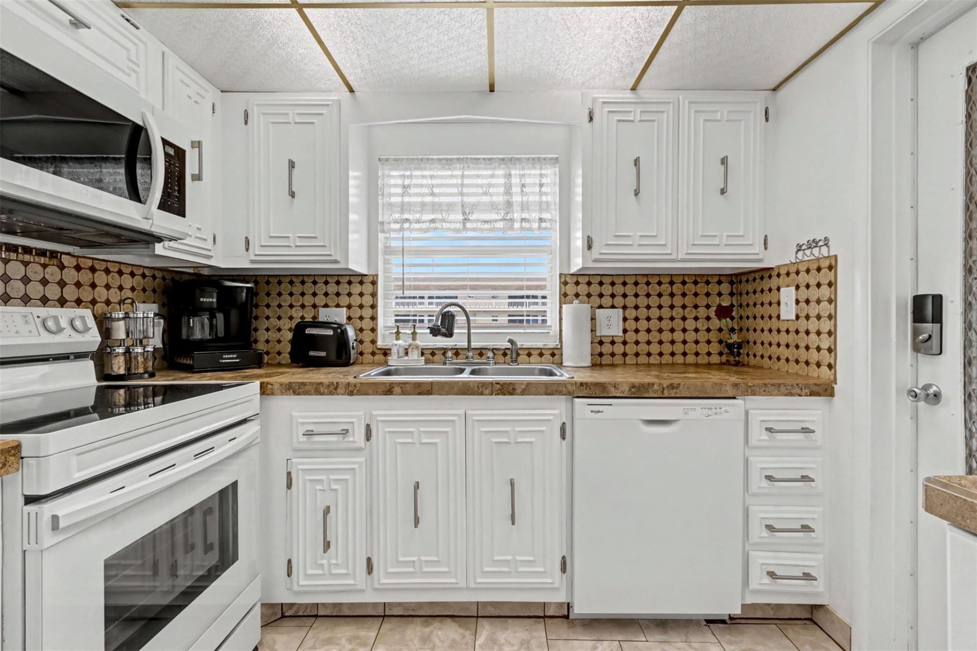 5300 Washington Street, Unit W414, Hollywood, FL 33021 Photo