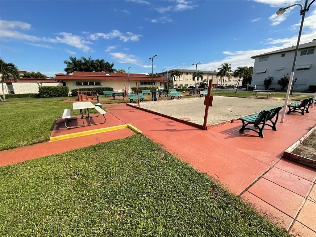 5300 Washington Street, Unit W414, Hollywood, FL 33021 Photo