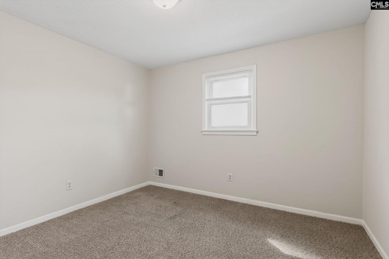 109 Branch Hill Drive  Photo 10