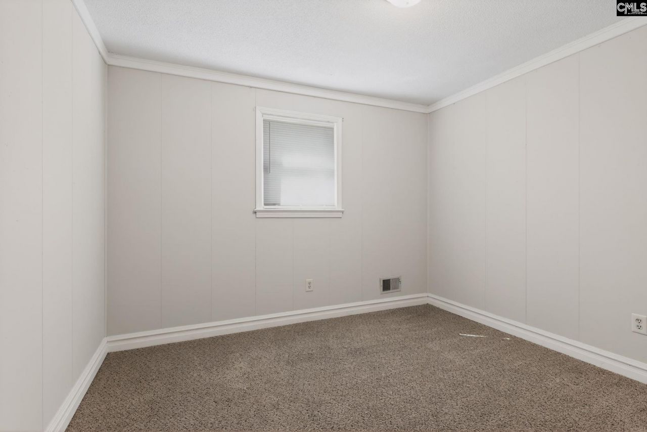 109 Branch Hill Drive  Photo 12