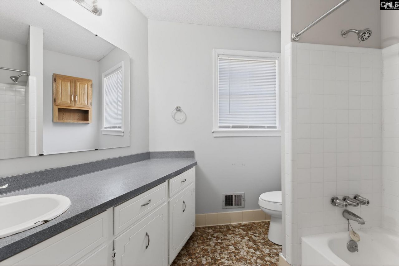 109 Branch Hill Drive  Photo 27