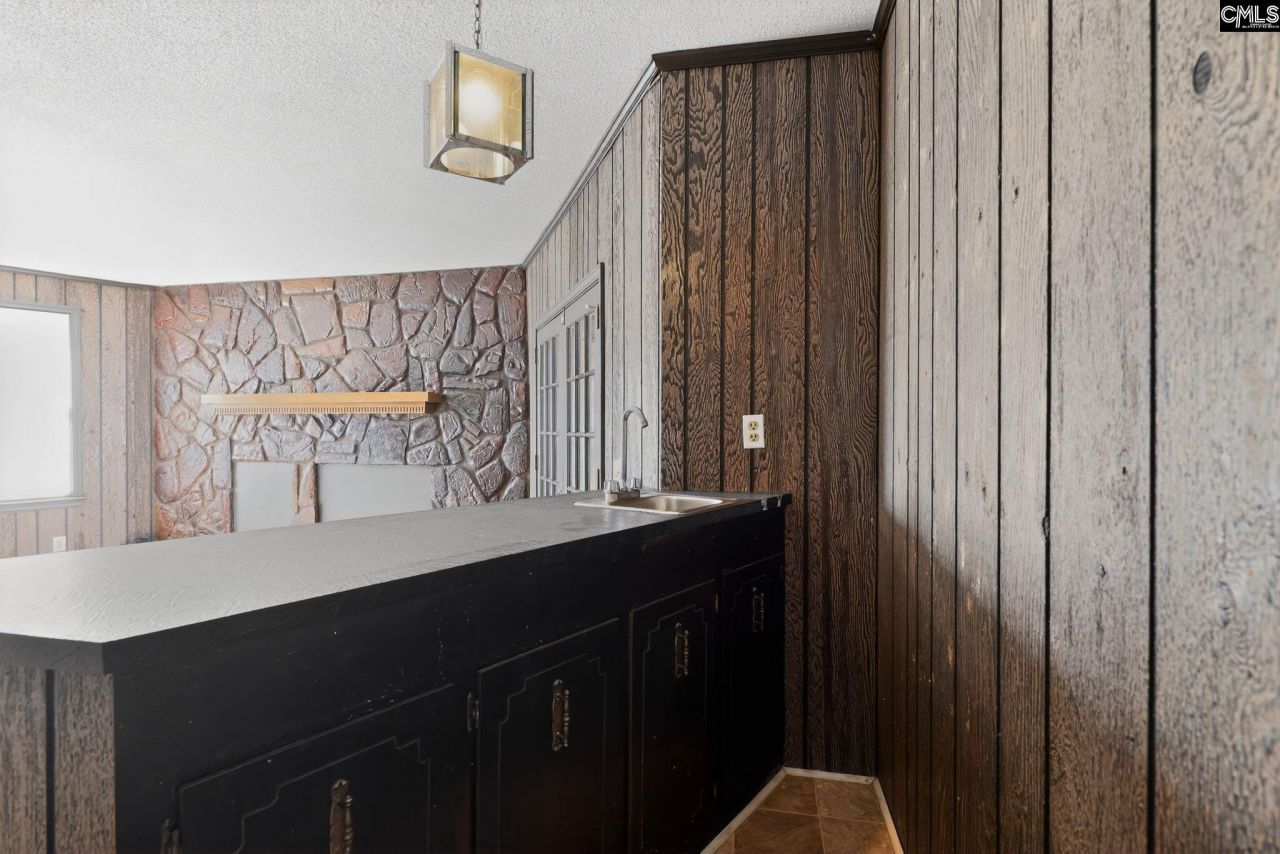 109 Branch Hill Drive  Photo 28