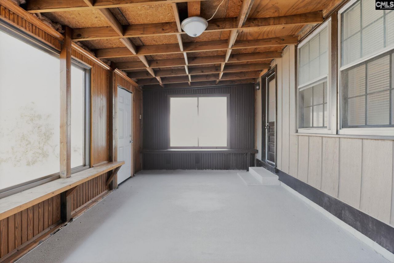 109 Branch Hill Drive  Photo 31