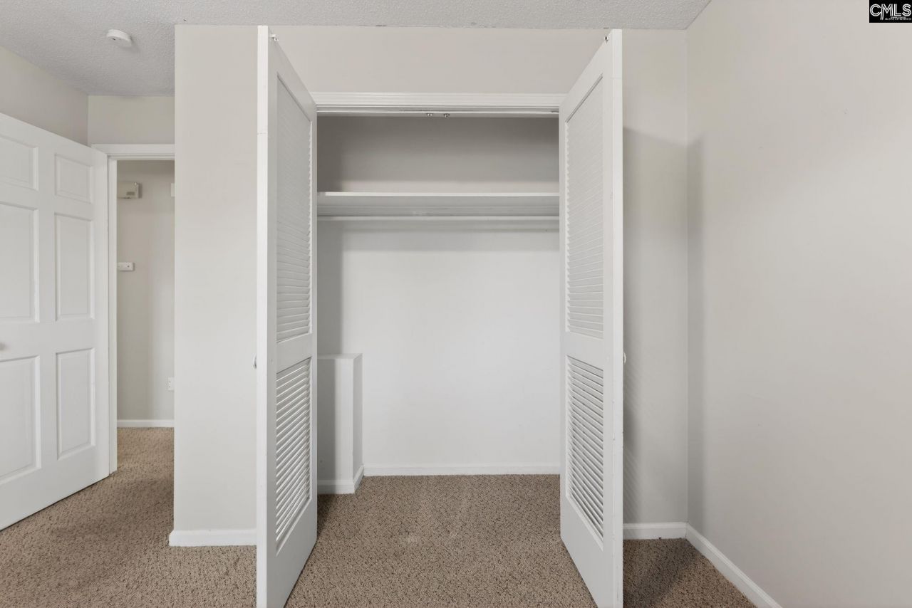 109 Branch Hill Drive  Photo 37