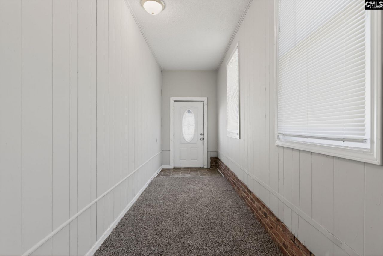 109 Branch Hill Drive  Photo 7