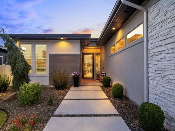 570 W Carnelian Ln., Eagle, ID 83616