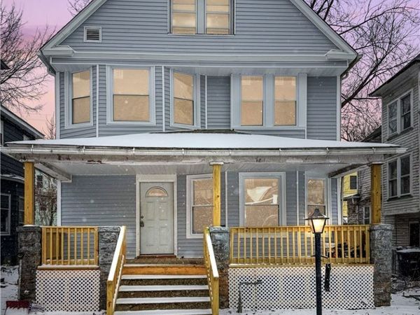 10708 Grantwood Avenue, Cleveland, OH 44108