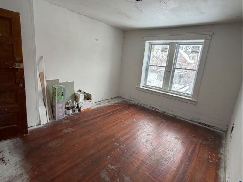 10708 Grantwood Avenue, Cleveland, OH 44108 Photo 10