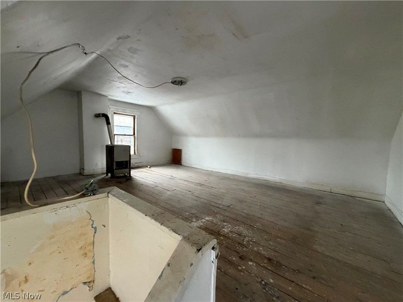 10708 Grantwood Avenue, Cleveland, OH 44108 Photo 12