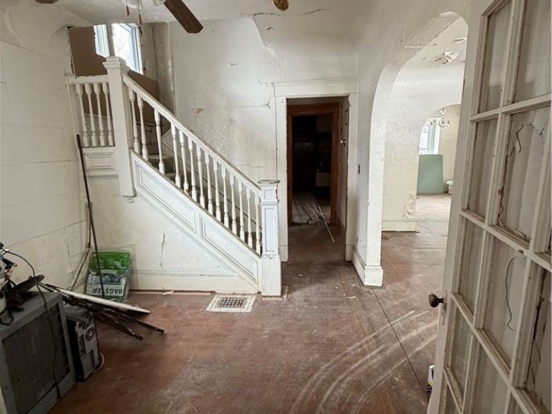 10708 Grantwood Avenue, Cleveland, OH 44108 Photo 3