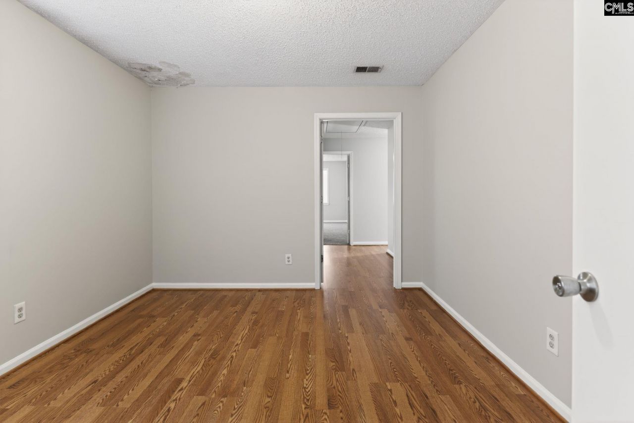 18 Belle Oaks Court  Photo 29