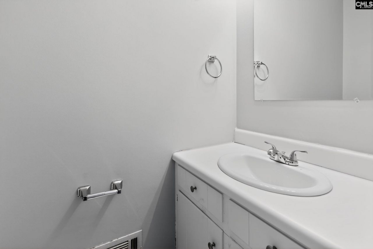 18 Belle Oaks Court  Photo 35