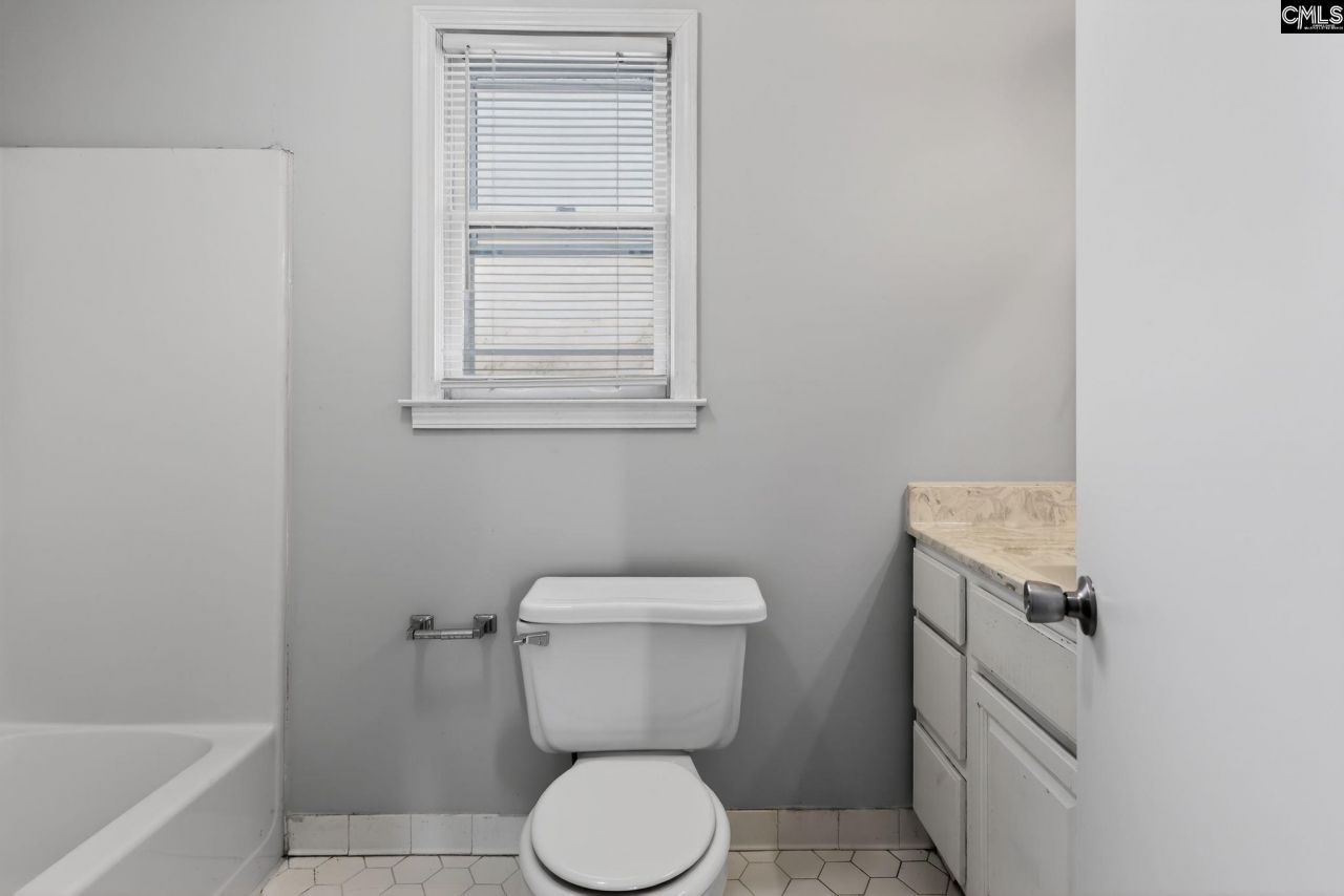 18 Belle Oaks Court  Photo 36