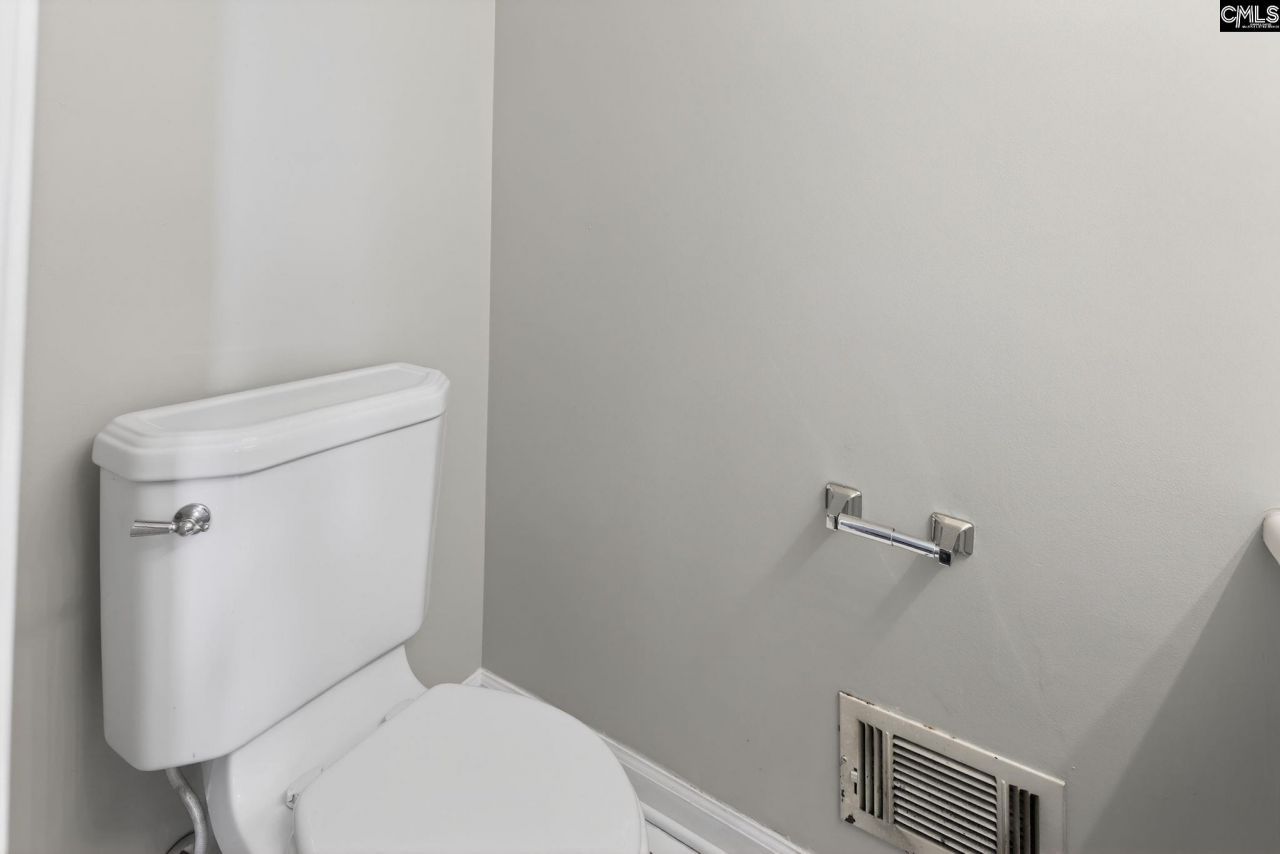 18 Belle Oaks Court  Photo 37