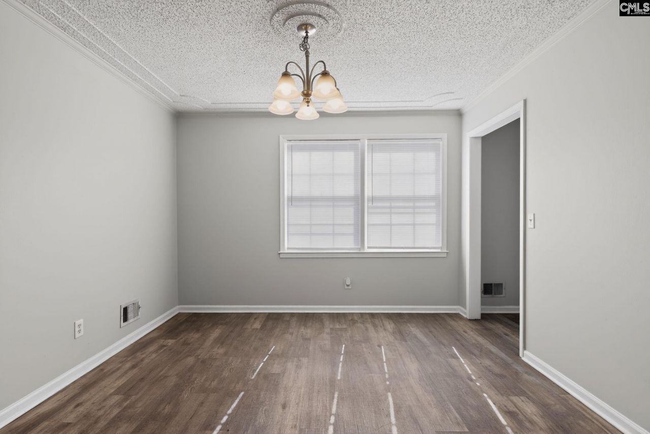 18 Belle Oaks Court  Photo 6