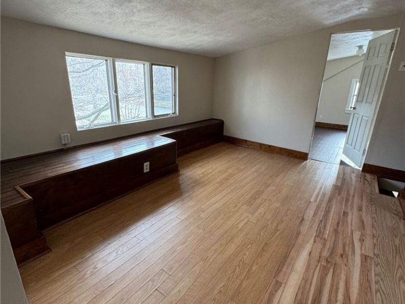 3706 Walton Avenue, Cleveland, OH 44113 Photo 6