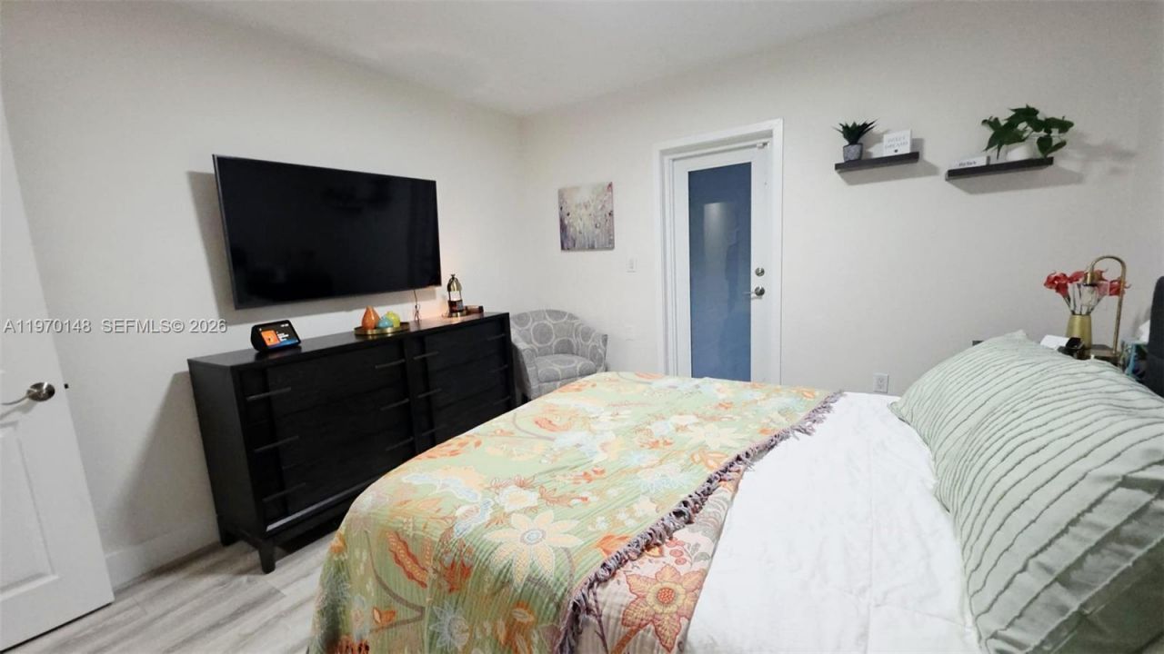 5870 NW 38th St, Virginia Gardens, FL 33166 Photo