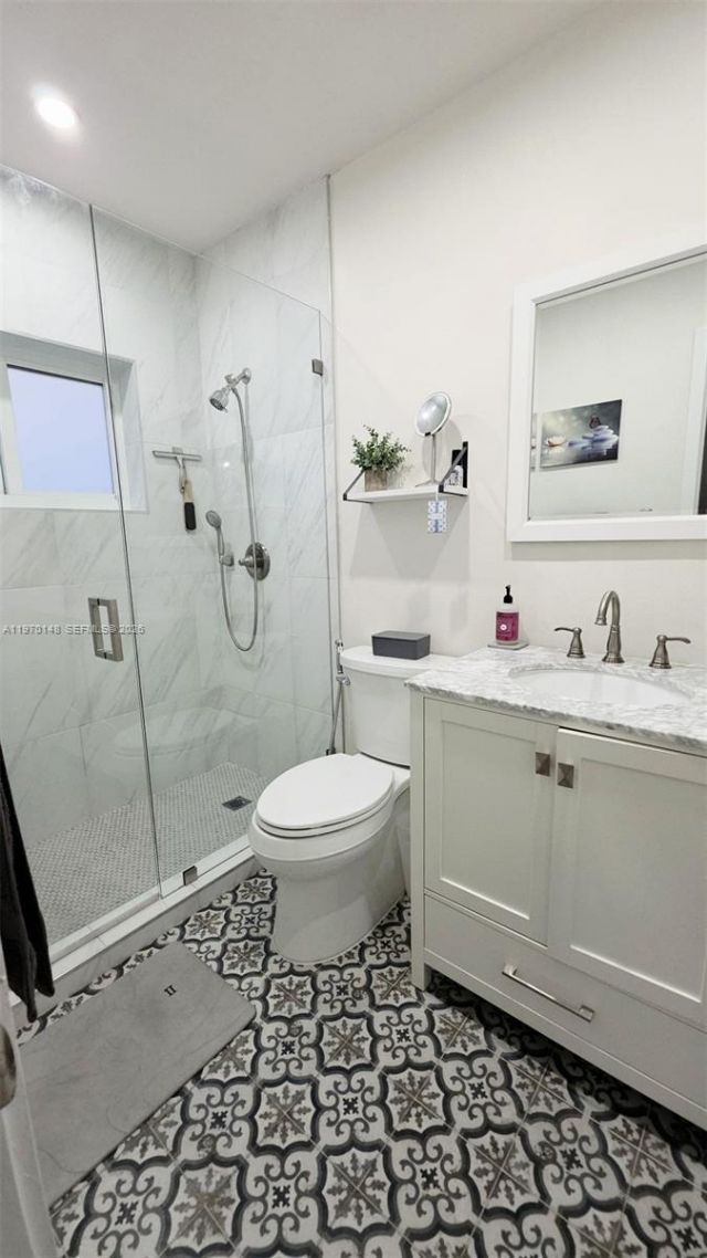 5870 NW 38th St, Virginia Gardens, FL 33166 Photo