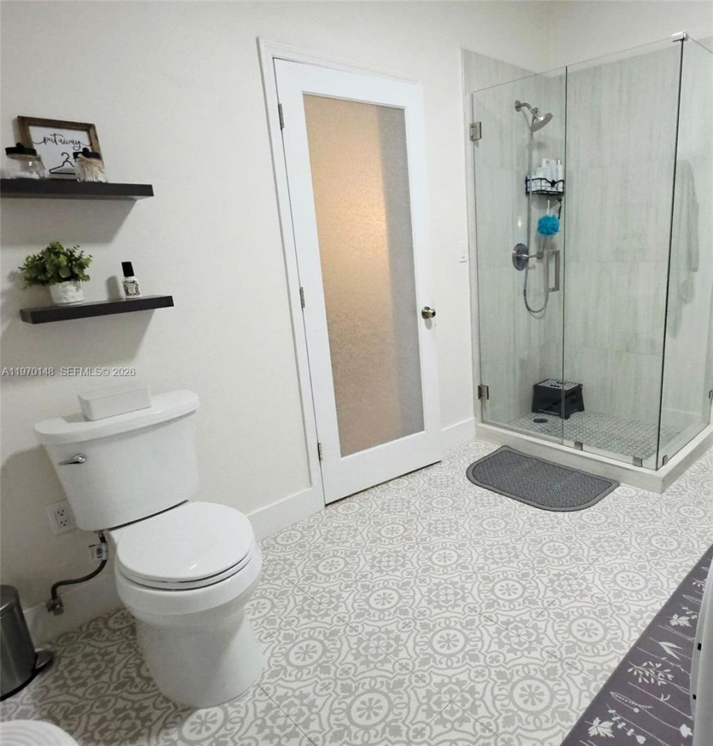 5870 NW 38th St, Virginia Gardens, FL 33166 Photo