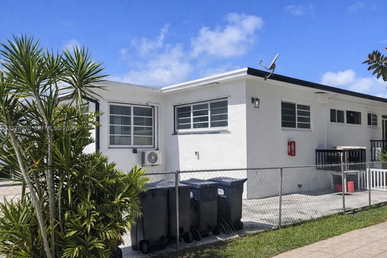 903 80th St, Miami Beach, FL 33141 Photo