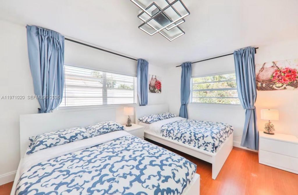 Please Call For Address, Miami, FL 33180 Photo