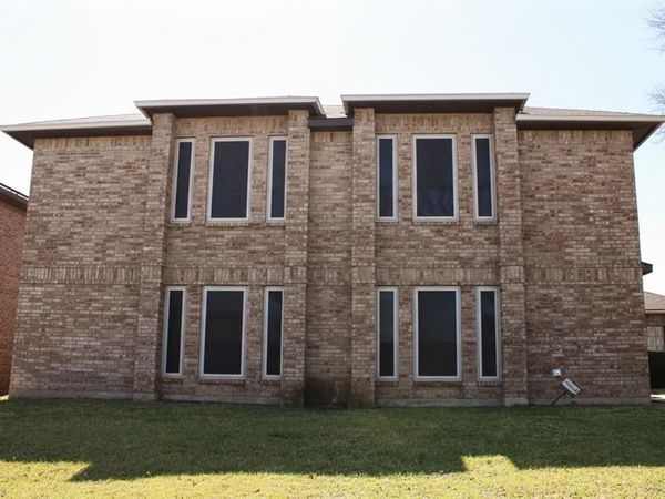 720 Cresent Drive, DeSoto, TX 75115