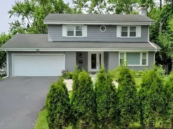 1106 Waukegan Road, Deerfield, IL 60015