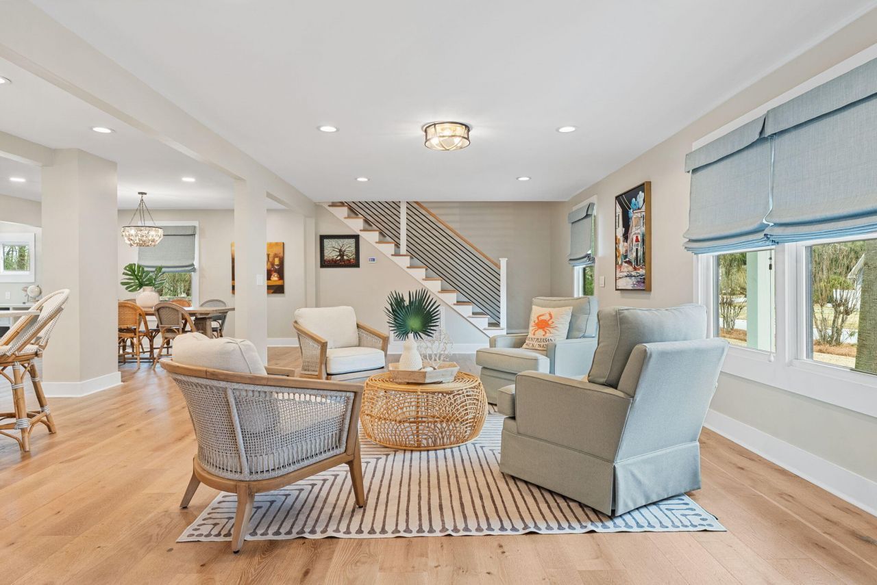 978 Law Lane Photo 11