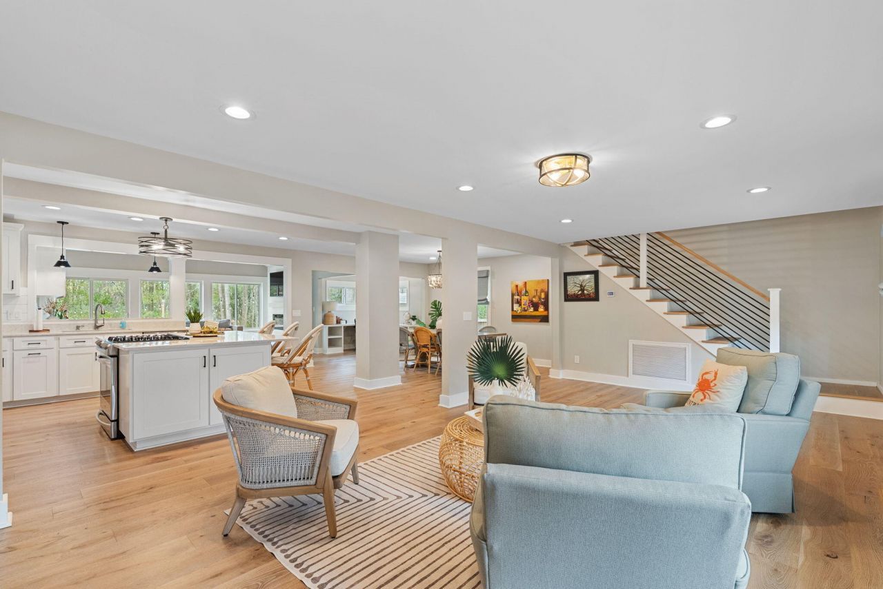 978 Law Lane Photo 12