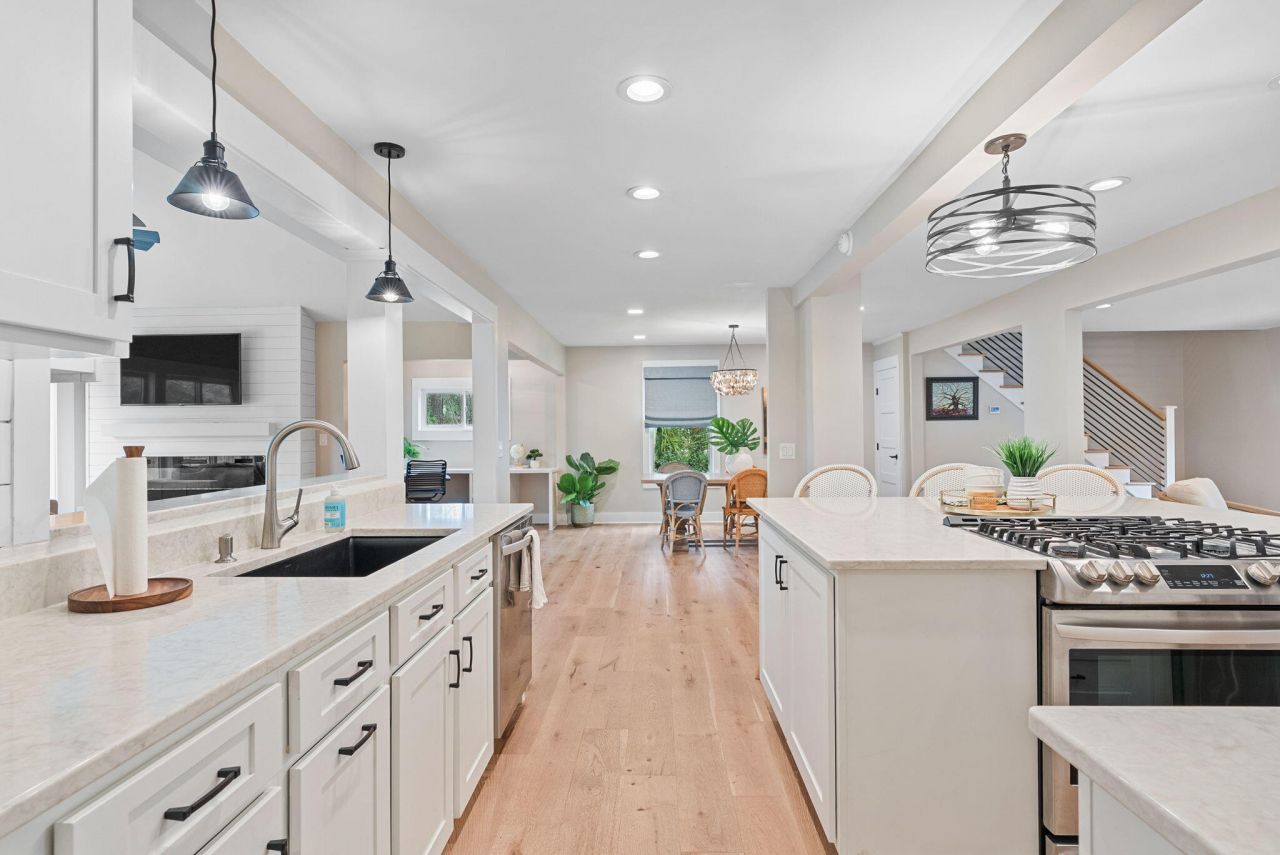 978 Law Lane Photo 19