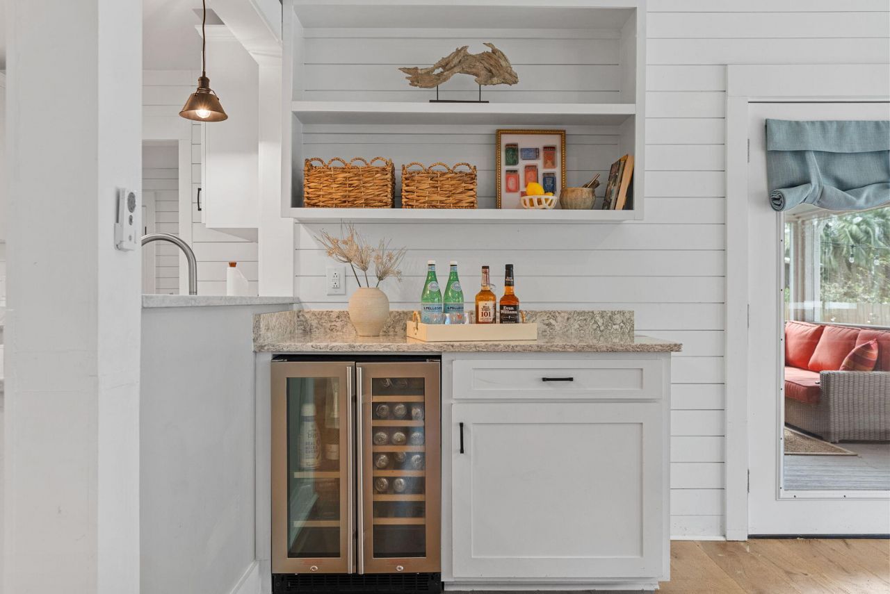 978 Law Lane Photo 25