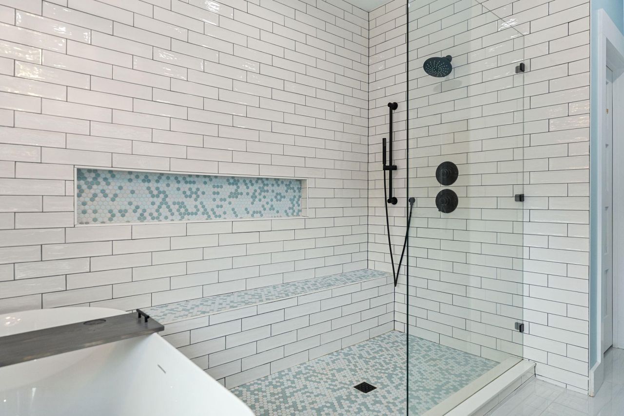 978 Law Lane Photo 35