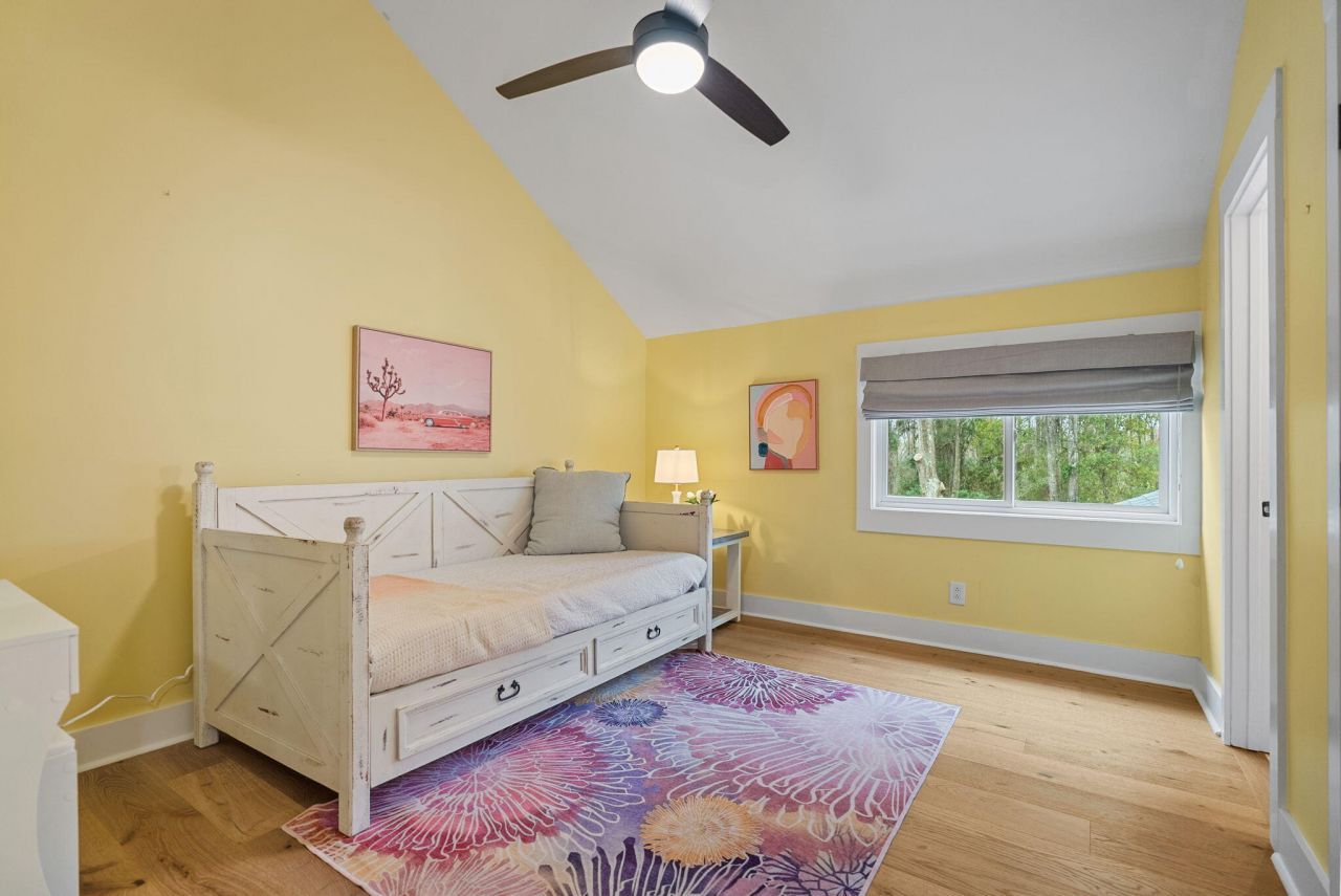 978 Law Lane Photo 38